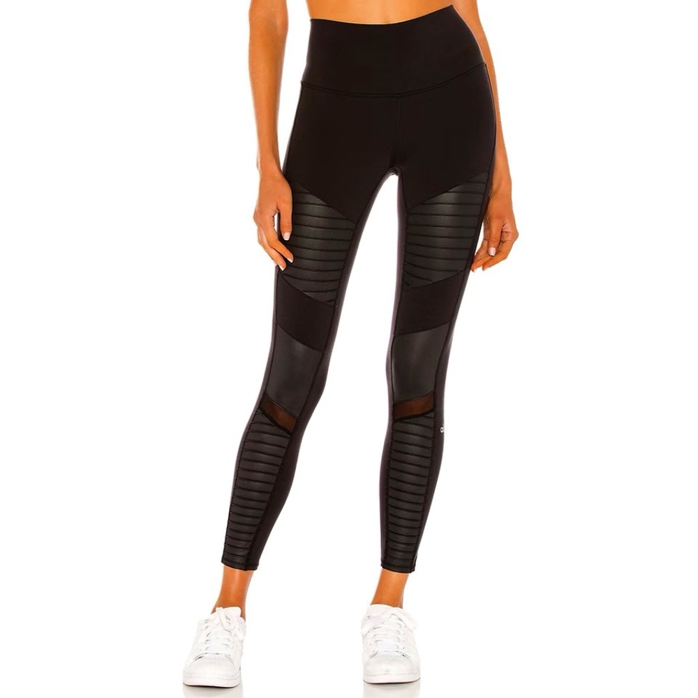 Alo Yoga 7/8 high waist moto legging in black